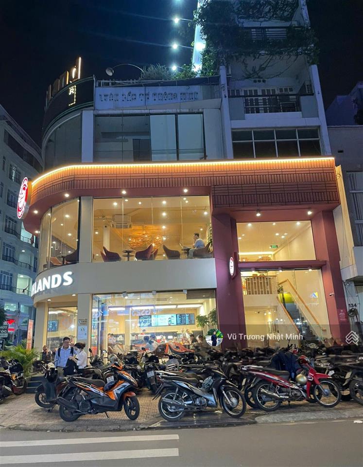 Góc 2 mặt tiền trần đình xu, quận 1 150m2 (15 x 10) 3 tầng hđt 180 triệu  bán 50 tỷ