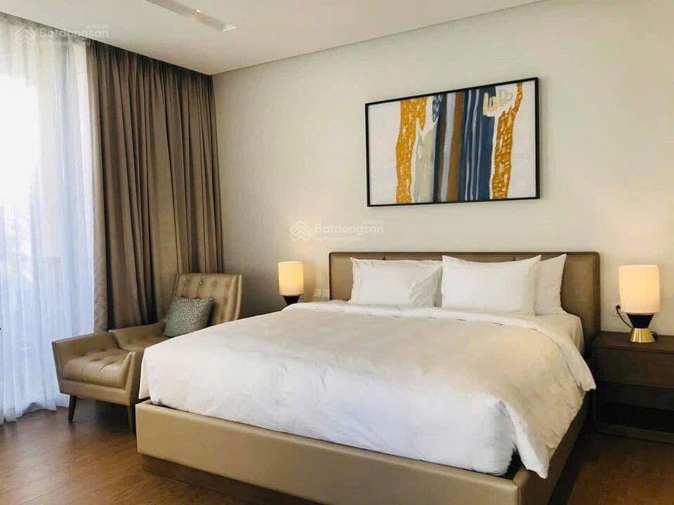 Cần bán gấp căn biệt thự sun hạ long giá 36,x tỷ 444m2, rõ ràng 2,1 tỷ/năm full nội thất, đã có sổ