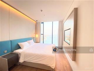 Cần bán căn stu tòa b mã 16, 54m2 tầng cao giá 3,2x tỷ bao phí, bc hướng đn.  0923 878 ***