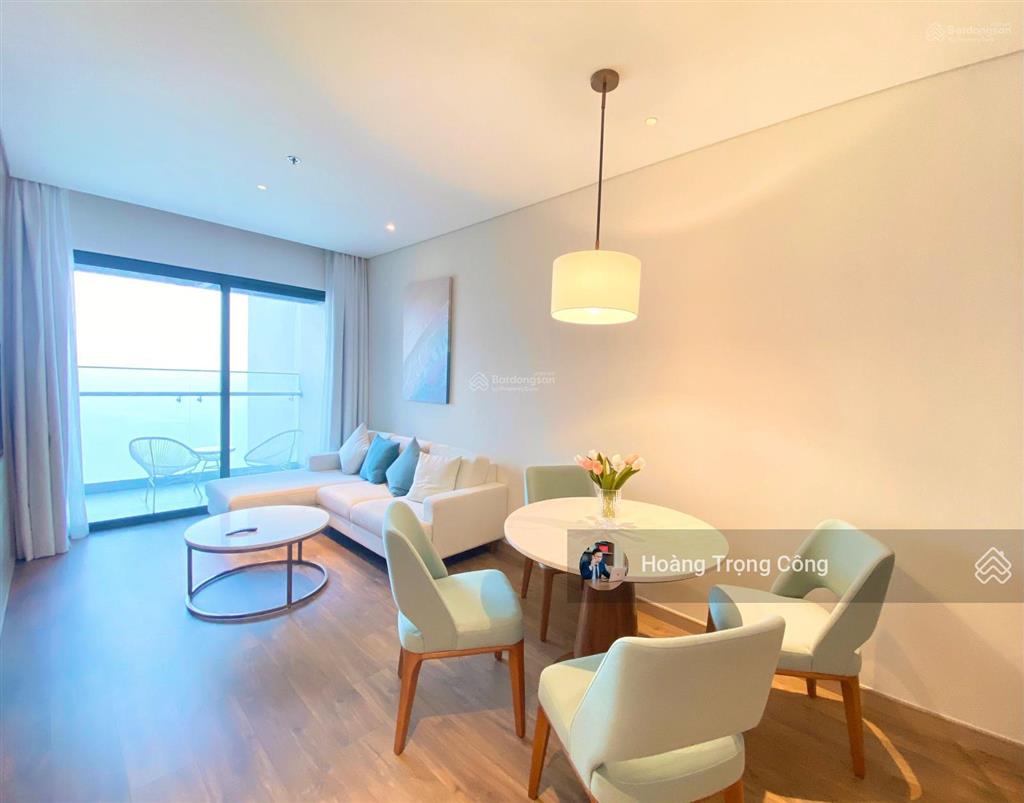 Cần bán căn stu tòa b mã 16, 54m2 tầng cao giá 3,5x tỷ bao phí, bc hướng đn.  0923 878 ***