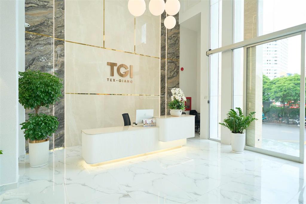 Bán tòa nhà 2 mặt tiền phố nguyễn trãi, quận 1 20x30 hầm 14 tầng 18 tỷ/năm  450 tỷ