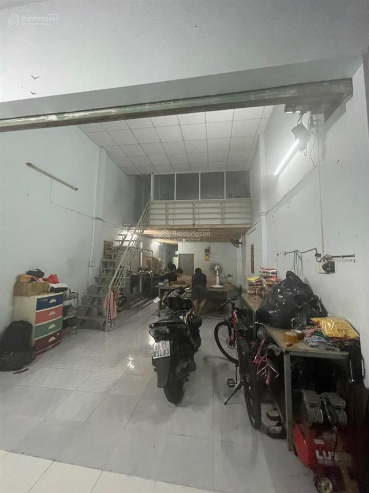 Nhà ngay đường nguyễn thế truyện, 4.6x18m c4 có gác lửng. cách đường 16m vài bước chân