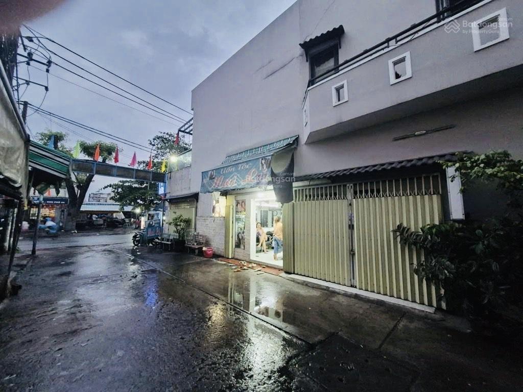 Bán nhà hai mặt tiền trương phước phan, 2 tầng(4.2x22m), dòng tiền sẵn.