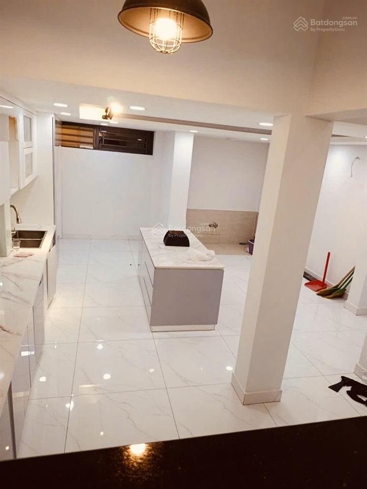 Bán nhà mặt tiền trần thanh mại bình tân ngay kênh tham lương chợ đêm bà hom
