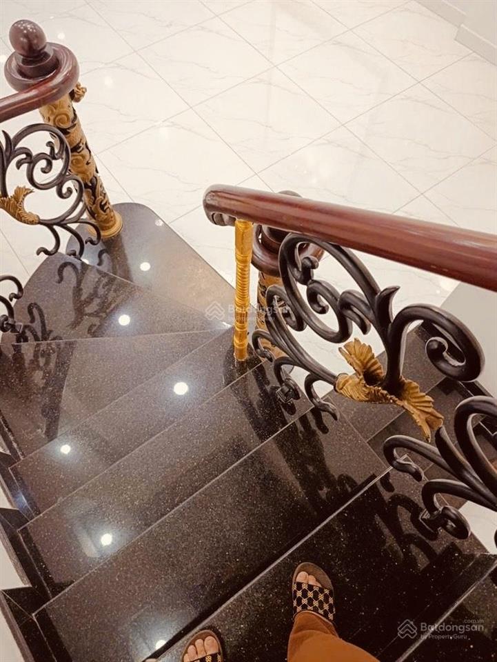 Bán nhà mặt tiền trần thanh mại bình tân ngay kênh tham lương chợ đêm bà hom