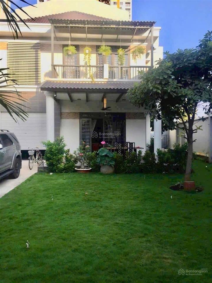 Villa hướng đông gần ngay mt nguyễn văn hưởng  360m2 chỉ 60 tỷ còn bớt