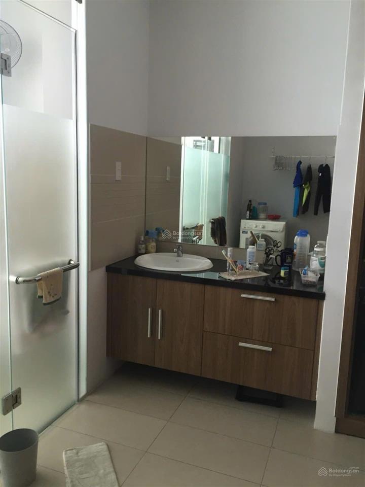 Villa hướng đông gần ngay mt nguyễn văn hưởng  360m2 chỉ 60 tỷ còn bớt