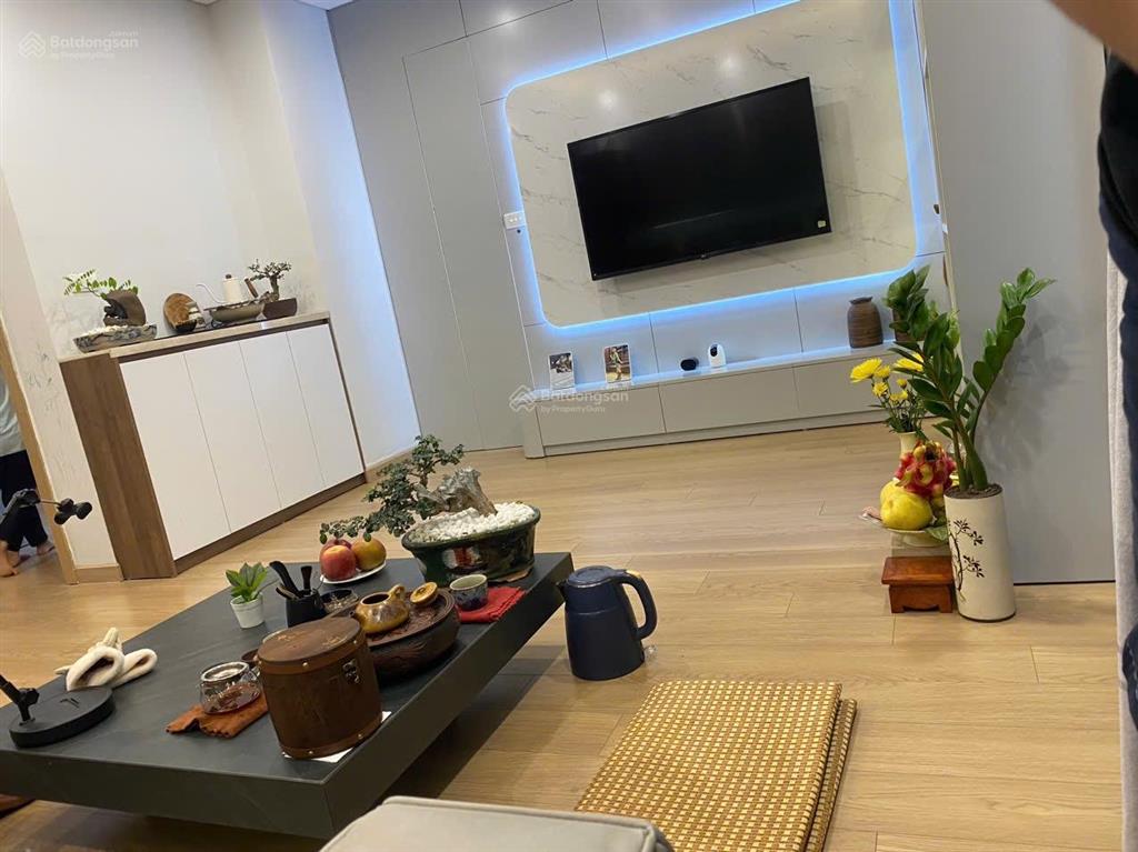 Cần bán căn hộ 70m2, 2pn  2vs tại happy star tower, giang biên. gía 4,7 tỷ (ctl).  0981 716 ***