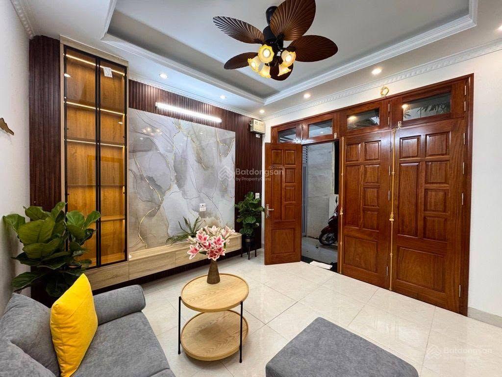 Siêu phẩm kim ngưu/lạc trung  nhà mới kính koong  ô tô đỗ cổng