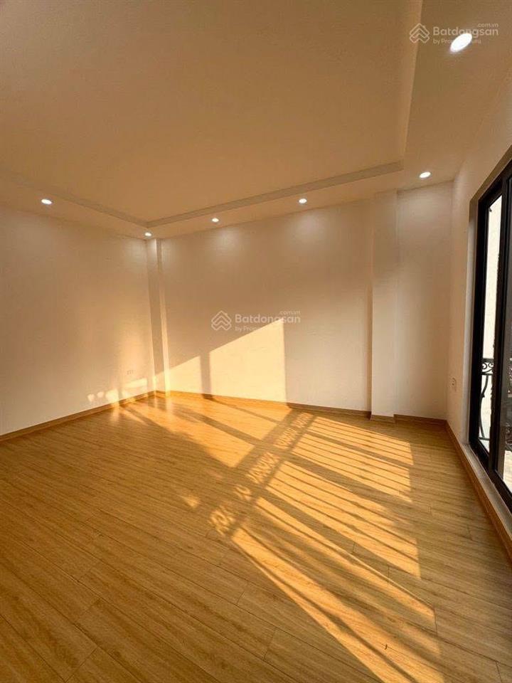 Siêu phẩm kim ngưu/lạc trung  nhà mới kính koong  ô tô đỗ cổng