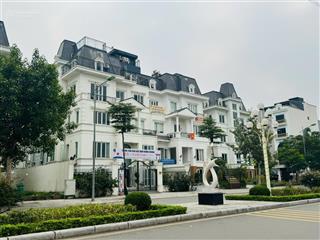 Cần bán gấp biệt thự kđt lideco 224m2, 3 mặt thoáng, view thoáng, kinh doanh sầm uất, giá 30,5 tỷ.