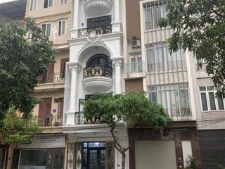 Chính chủ bán gấp nhà 55m2 phân lô đường hoàng công chất, 3 thoáng, vỉa hè, ô tô tránh, giá 15 tỷ.