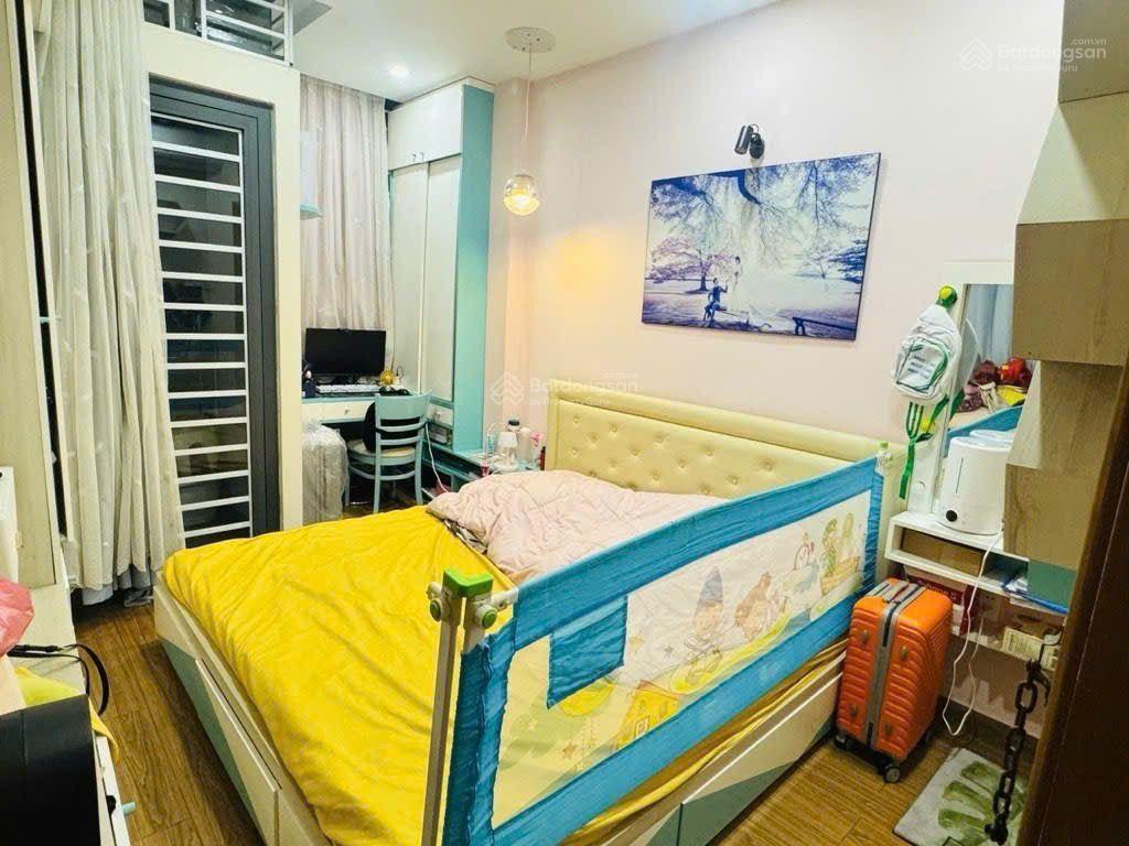 Bán nhà 5 tầng btct đường nguyễn duy dương phường 4 quận 10