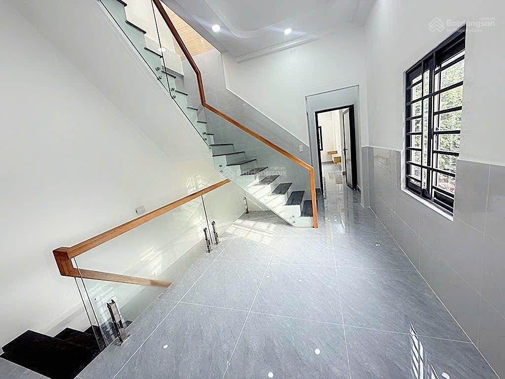 Bán nhà hẻm xe hơi 3 tầng btct đường tân hoà đông phường bình trị đông quận bình tân