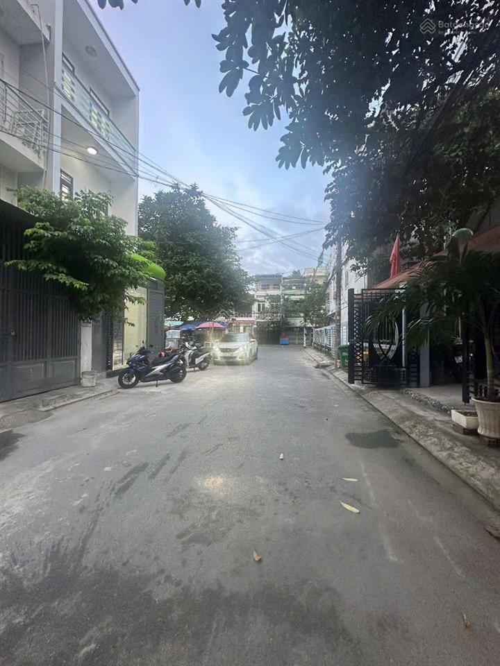 Bán nhà hẻm xe hơi 3 tầng btct đường tân hoà đông phường bình trị đông quận bình tân