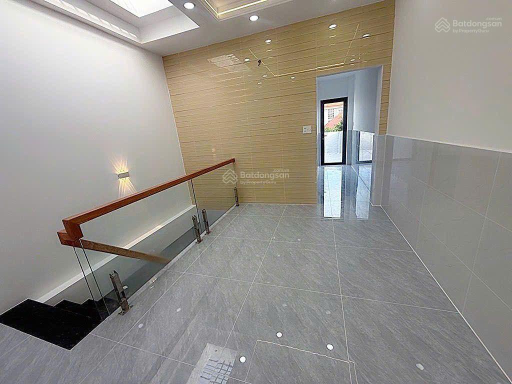 Bán nhà hẻm xe hơi 3 tầng btct đường tân hoà đông phường bình trị đông quận bình tân