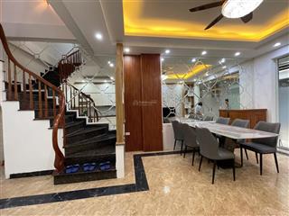 Bán nhà cầu am 36m2  5 tầng ô tô đỗ cửa thoáng thông sàn