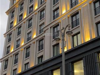 Tài sản dòng tiền khủng! bán toà nhà chdv quận 7, dt trên 1000m2  tn 1,2 tỷ/năm  giá bán 120 tỷ