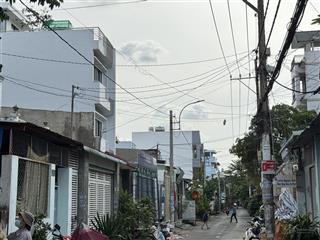 Nhà mt trung mỹ tây 03, đoạn giữa, kc 3 tầng, 4pn 5wc