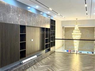 Siêu phẩm phân lô gần hoàng quốc việt,vỉa hè, dân xây mới, 50m2x7t,t.may,ô tô vào nhà, giá 2x tỷ