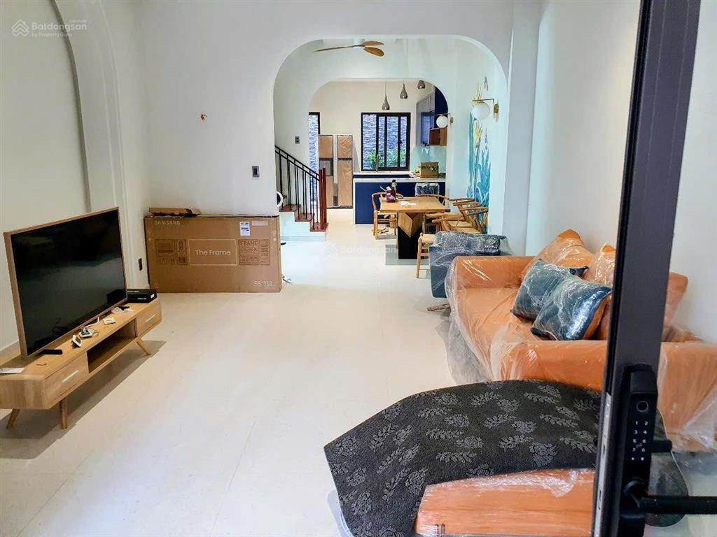 Ngộp bank bán rẻ hơn thị trường 20%  mt trường sơn q10  86m²  nhà 4 tầng  giá chỉ 22 tỷ có bớt