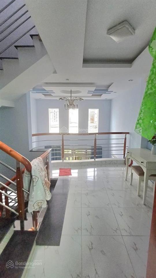 Nhà 2/ 4 tầng  hẻm 4m, đs1  gv  dt 54m2, giá 7.5tỷ (tl)