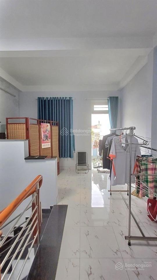 Nhà 2/ 4 tầng  hẻm 4m, đs1  gv  dt 54m2, giá 7.5tỷ (tl)