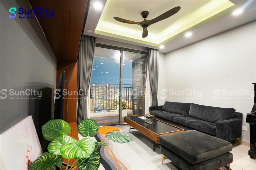 Bán cc the tresor, 7,5 tỷ, 65m2, q4, hcm giá tốt, tầng cao view sông bến vân đồn, nhà đẹp sẵn hđt