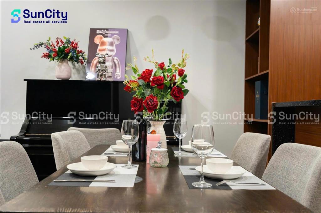 Bán cc the tresor, 7,5 tỷ, 65m2, q4, hcm giá tốt, tầng cao view sông bến vân đồn, nhà đẹp sẵn hđt