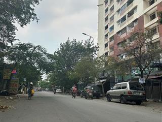 Bán nhà 2 tầng đường số 45 sát bờ kênh tham lương dt 5,3 dài 20m gía chỉ 12 tỷ tl