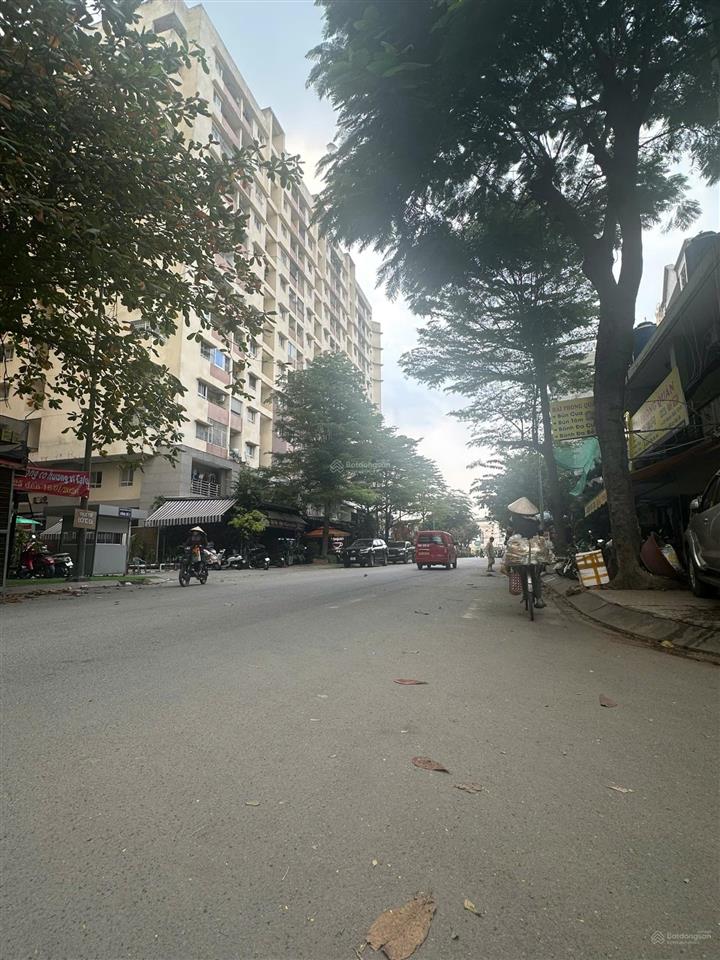 Bán nhà 2 tầng đường số 45 sát bờ kênh tham lương dt 5,3 dài 20m gía chỉ 12 tỷ tl