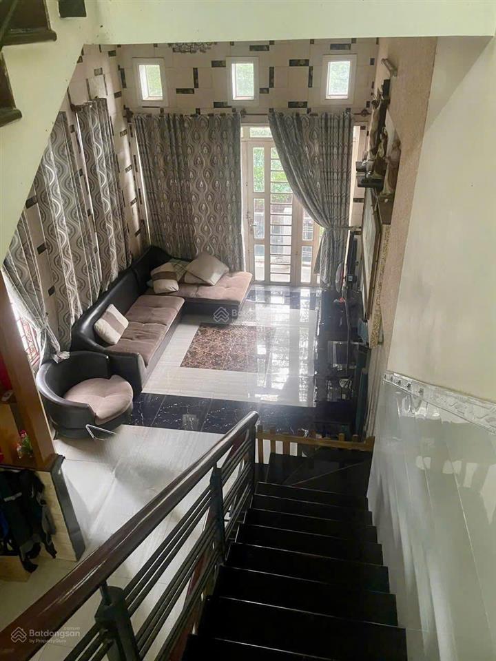 Ngộp ngân hàng ! bán nhà 3 tầng để trả ngân hàng lê đức thọ khu osimi dt4,2mx20m gía bán 8,6 tỷ