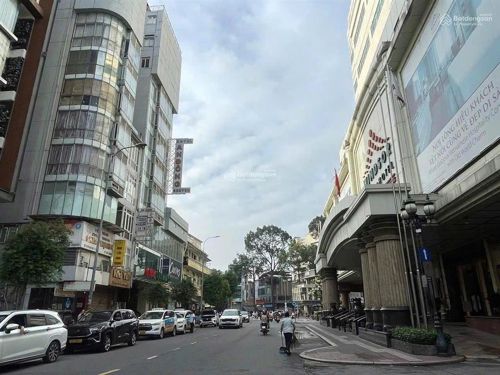 Siêu phẩm quận 5  mặt tiền ngang 12.7mx24m, cn 276m2, vuông vức, ctxd hầm + 8 tầng, 117 tỷ