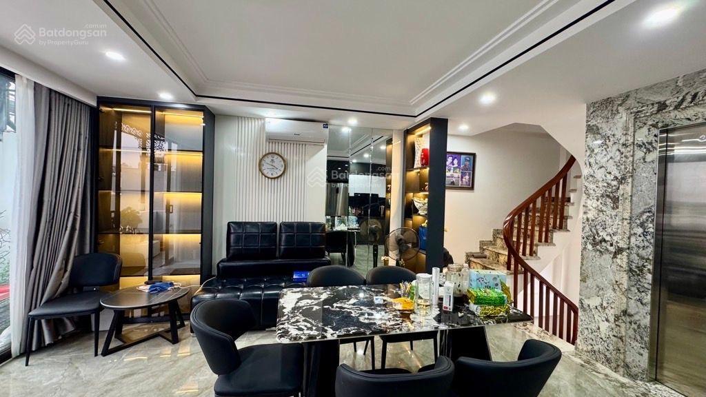 Hoa hậu phúc đồng  6 tầng thang máy  full nội thất  2 thoáng trước sau  gara ô tô  ngõ ô tô