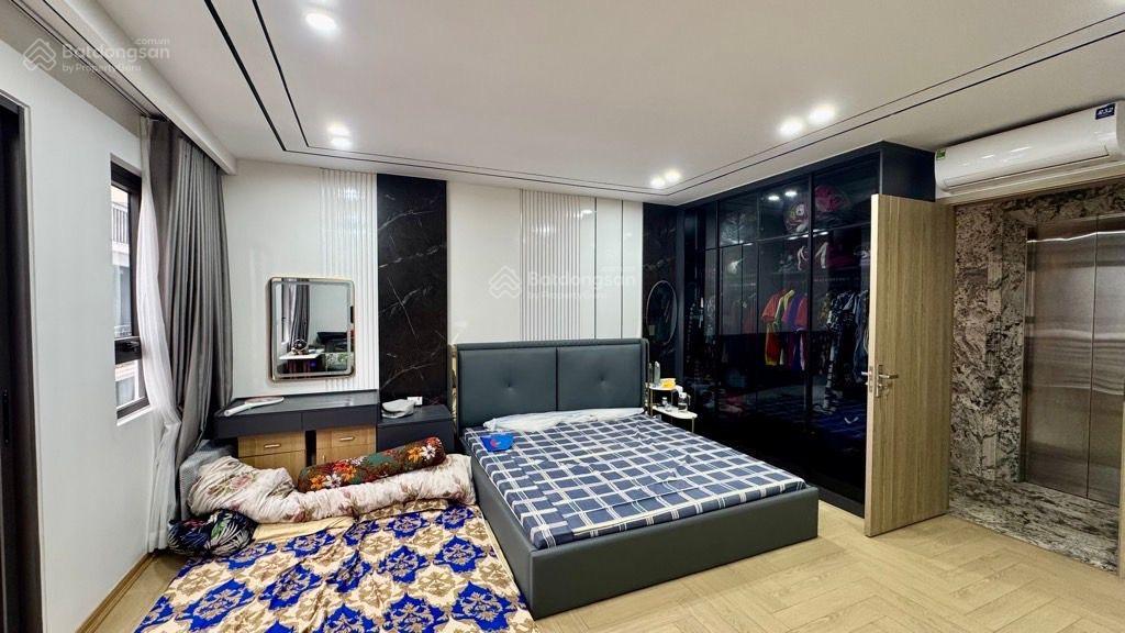Hoa hậu phúc đồng  6 tầng thang máy  full nội thất  2 thoáng trước sau  gara ô tô  ngõ ô tô