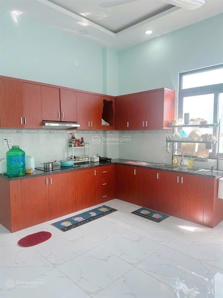 Chủ bán gấp chdv. kdc phong phú 4. bình chánh. giá 9.99 tỷ