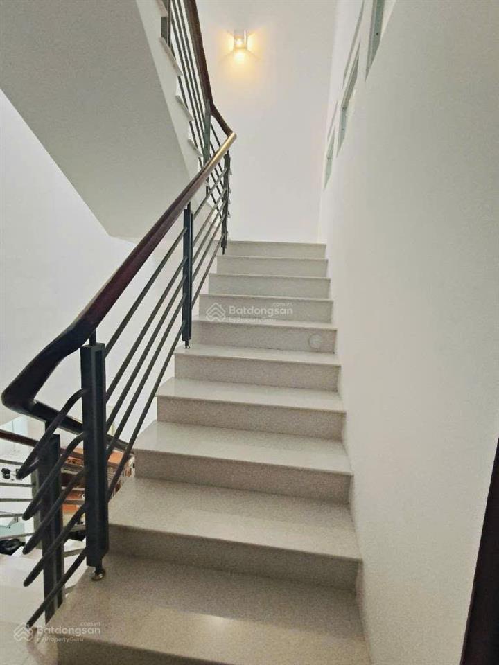 Bán nhà kdc intresco 13e. phong phú. bình chánh. giá 9.5 tỷ