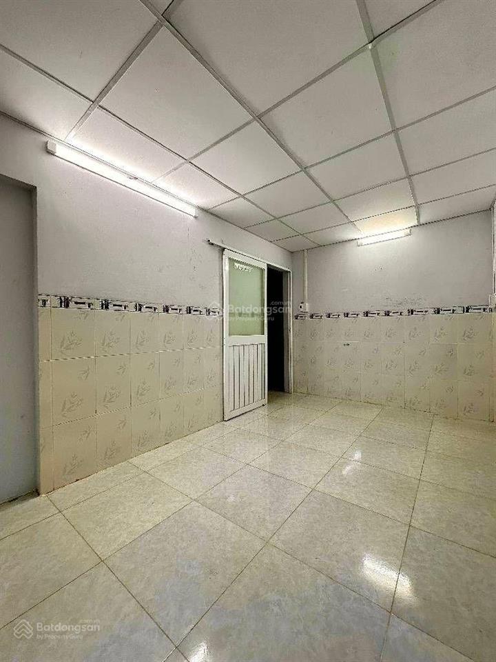 Chính chủ bán nhà mt. trần thủ độ. tân phú. giá 8.8 tỷ