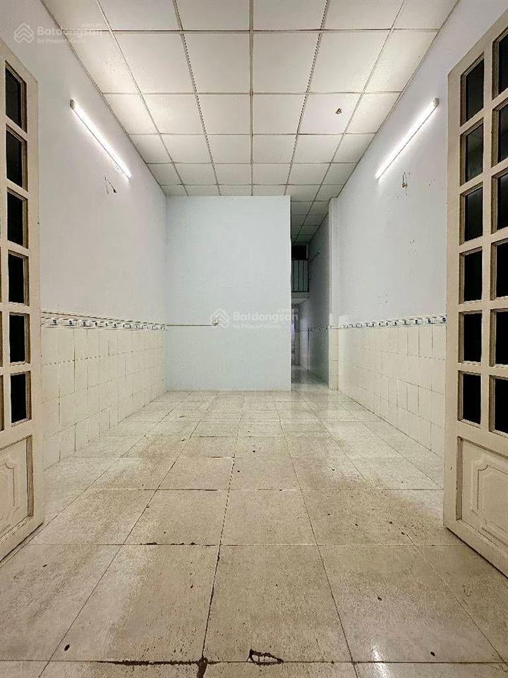 Chính chủ bán nhà mt. trần thủ độ. tân phú. giá 8.8 tỷ