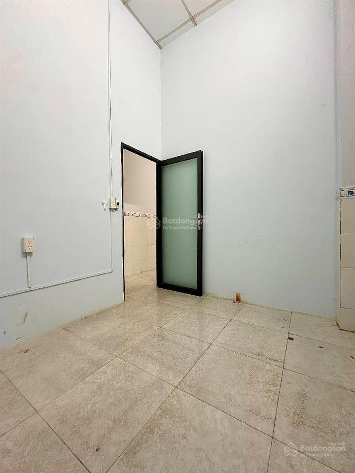 Chính chủ bán nhà mt. trần thủ độ. tân phú. giá 8.8 tỷ