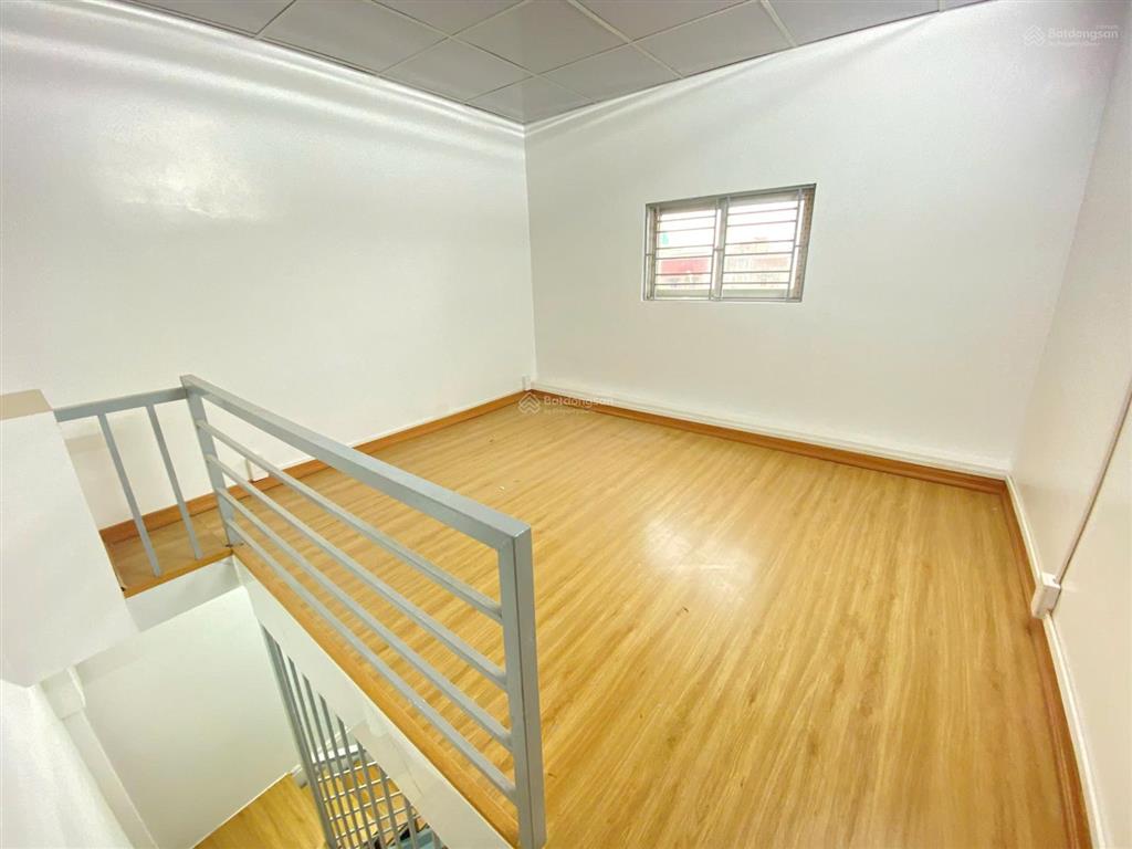 Cho thuê nguyên căn nhà mê linh  mới sửa đẹp