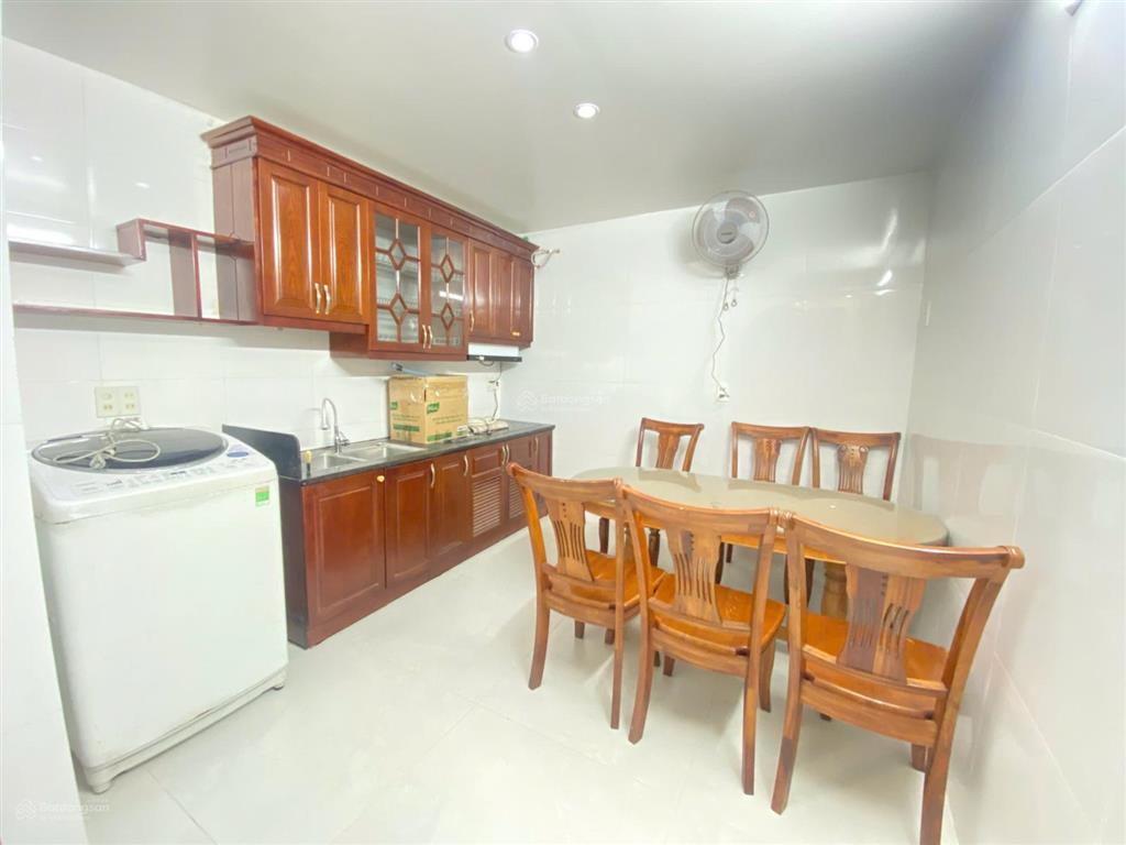 Cho thuê nguyên căn nhà mê linh  mới sửa đẹp