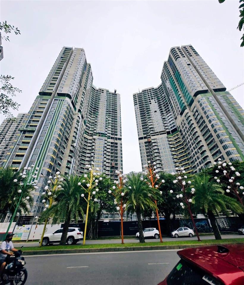 Cần bán nhanh căn hộ studio tòa a2 lumiere evergreen view hồ