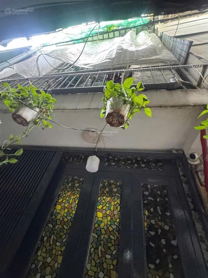 Bán nhà lẻ hẻm đường 19 tân quy, q7 dt 3.5x5m xd 1 trệt 2 lầu tk 2pn3wc giá 1tỷ368tr,  0965 004 ***