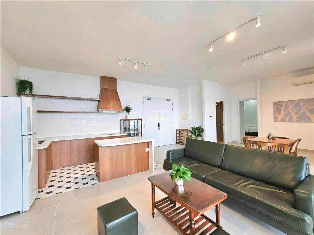 Cần bán căn penthouse angia skyline dt 123m2 4pn2wc full nt giá 8tỷ5 shr view sông  0909 904 ***