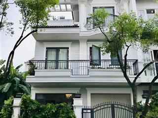 Bán biệt thự sadeco ven sông quận 7  đường số 20  126m² , sổ riêng, giá 23.8 tỷ có tl