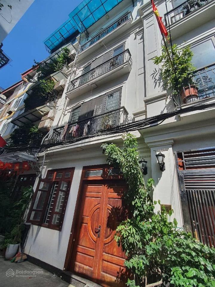Nhà đẹp, ngõ ô tô đỗ cửa, 5 tầng, chỉ nhỉnh 9 tỷ.