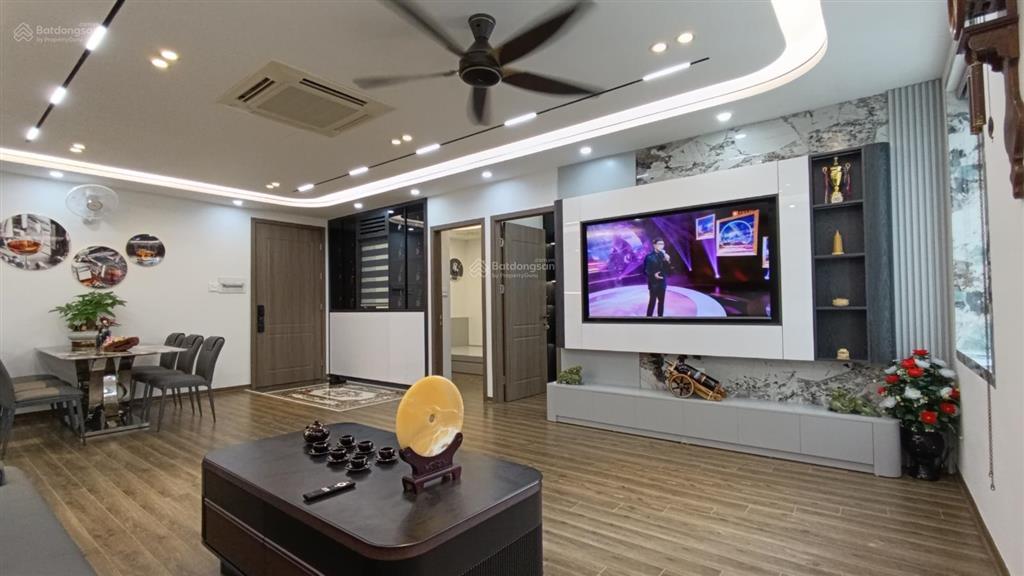 Chính chủ bán căn hộ mhdi số 60 hoàng quốc việt căn góc 120m2 full nội thất cao cấp chỉ 12 tỷ