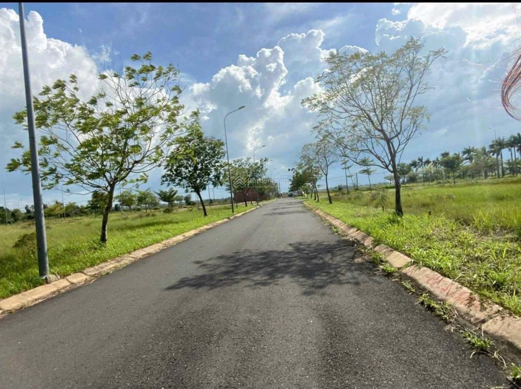 Ngợp  daresco ra nhanh lô góc 2 mt đường 16m, view sông, dt 5x20m giá 1.350 tỷ