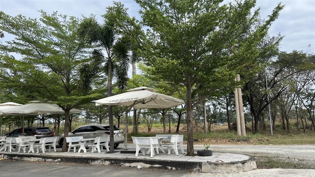 Daresco  bán nhanh 1 lô duy nhất 100m2 trục 36m giá chỉ 1,85 tỷ do chủ ngợp bank. rẻ nhất tt